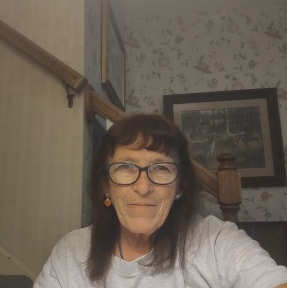 Meet your Posher, Pam